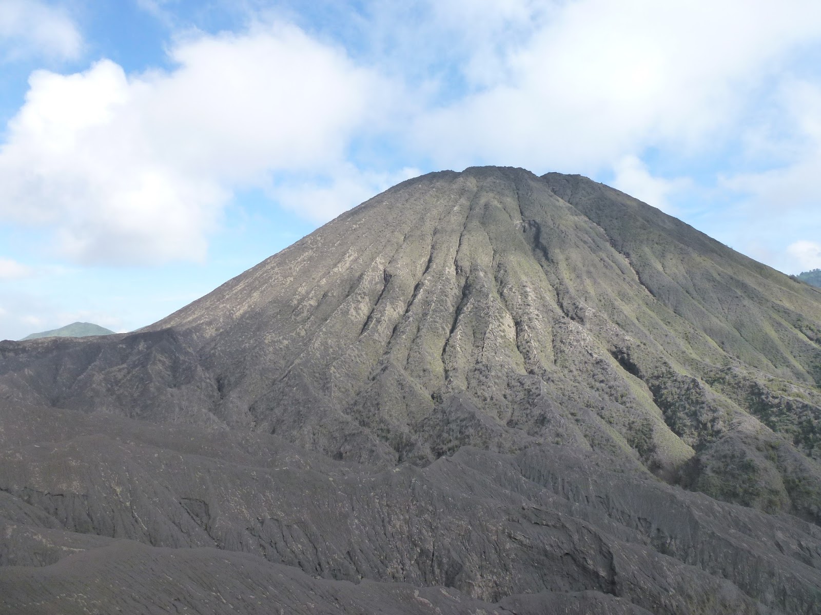 Gambar Matahari Terbit Di Gunung Bromo - Koleksi Gambar HD