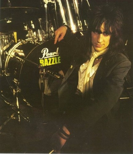 Zona Rock Dan Metal : RAZZLE