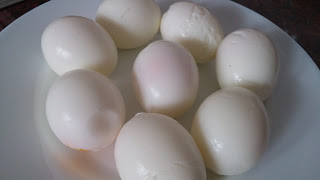Huevos duros pelados