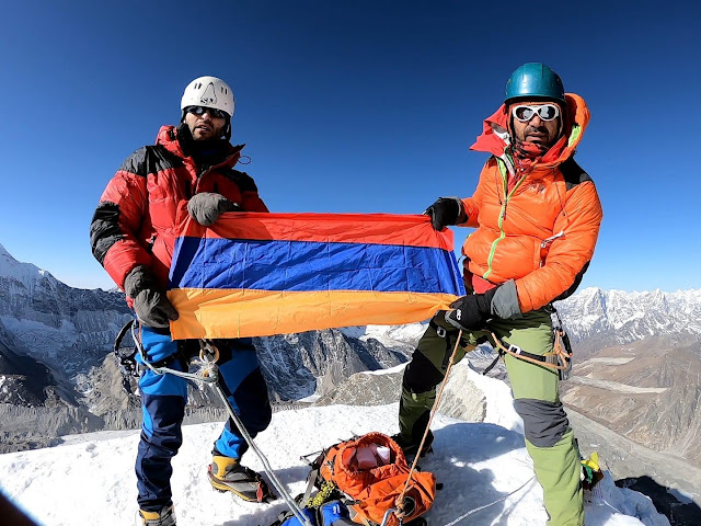 Tricolor armenio en el Himalaya