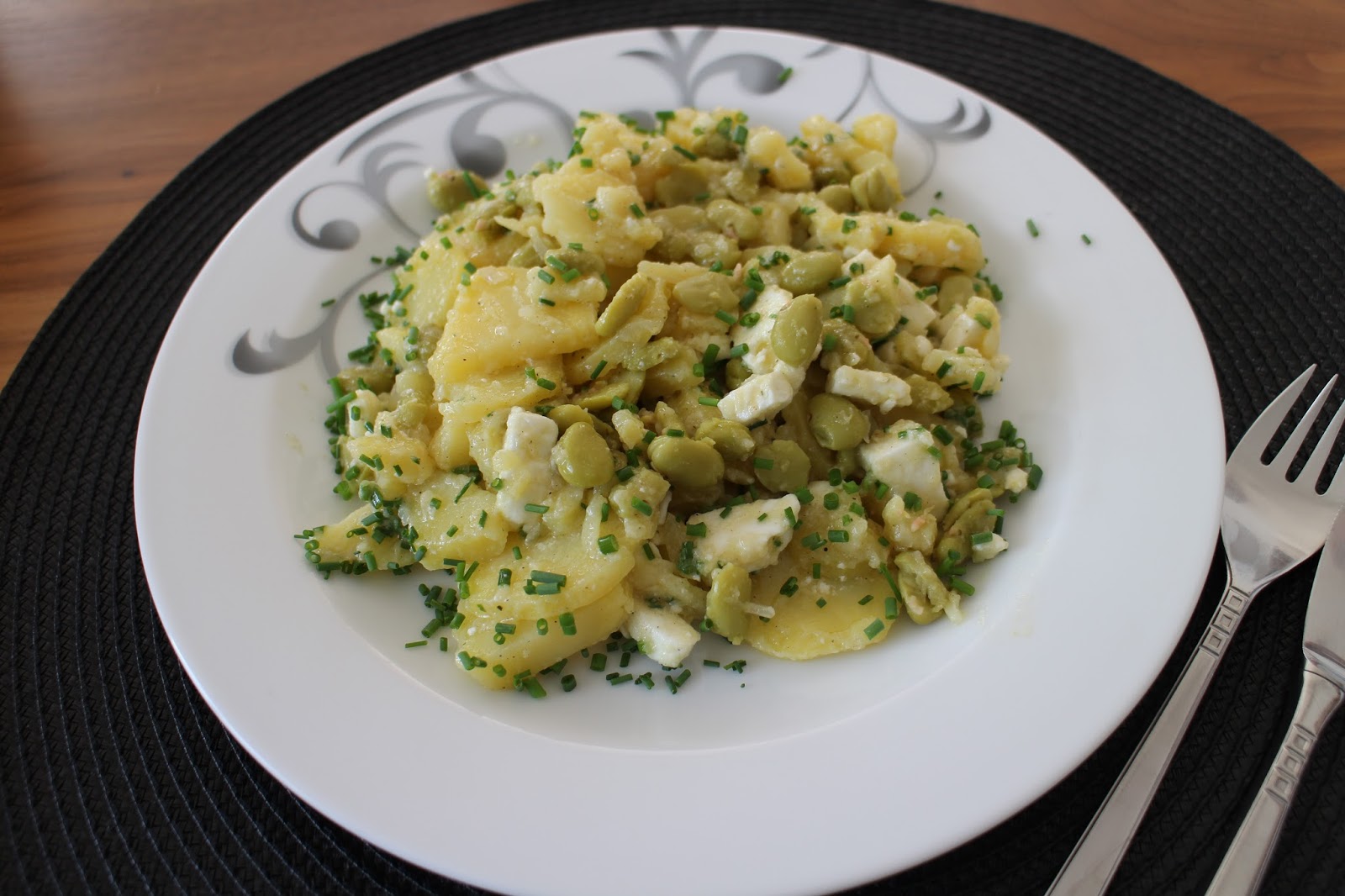 mein Land und Gartengenuss : Kartoffelsalat mit Feta und dicken Bohnen
