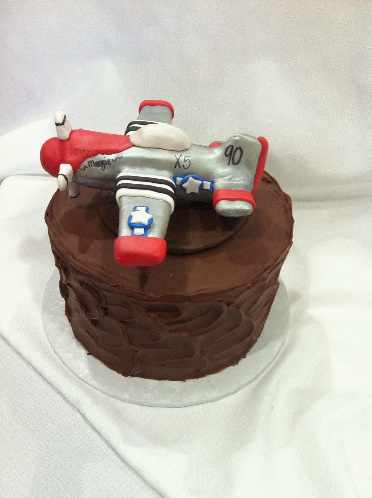 A Little Something Sweet: Mustang P-51 Airplane Cake
