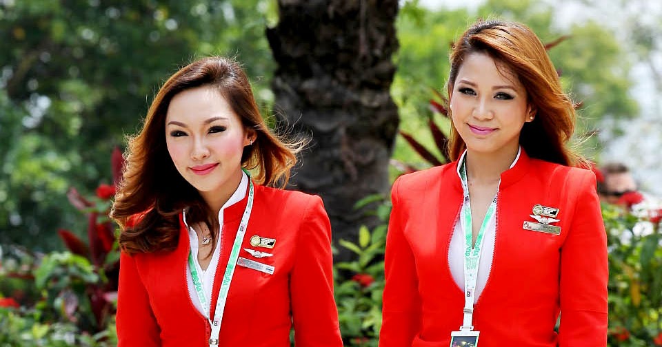 Interesting Green: Are AirAsia, Firefly stewardesses 