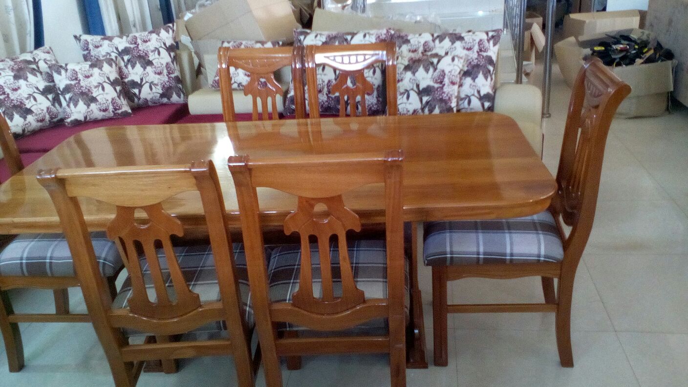 VIVI MACHANGE PENDEZESHA NYUMBA YAKO KWA VITANDA VYA MBAO, PAZIA