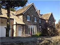 Holiday Cottage to rent-sleeps 8