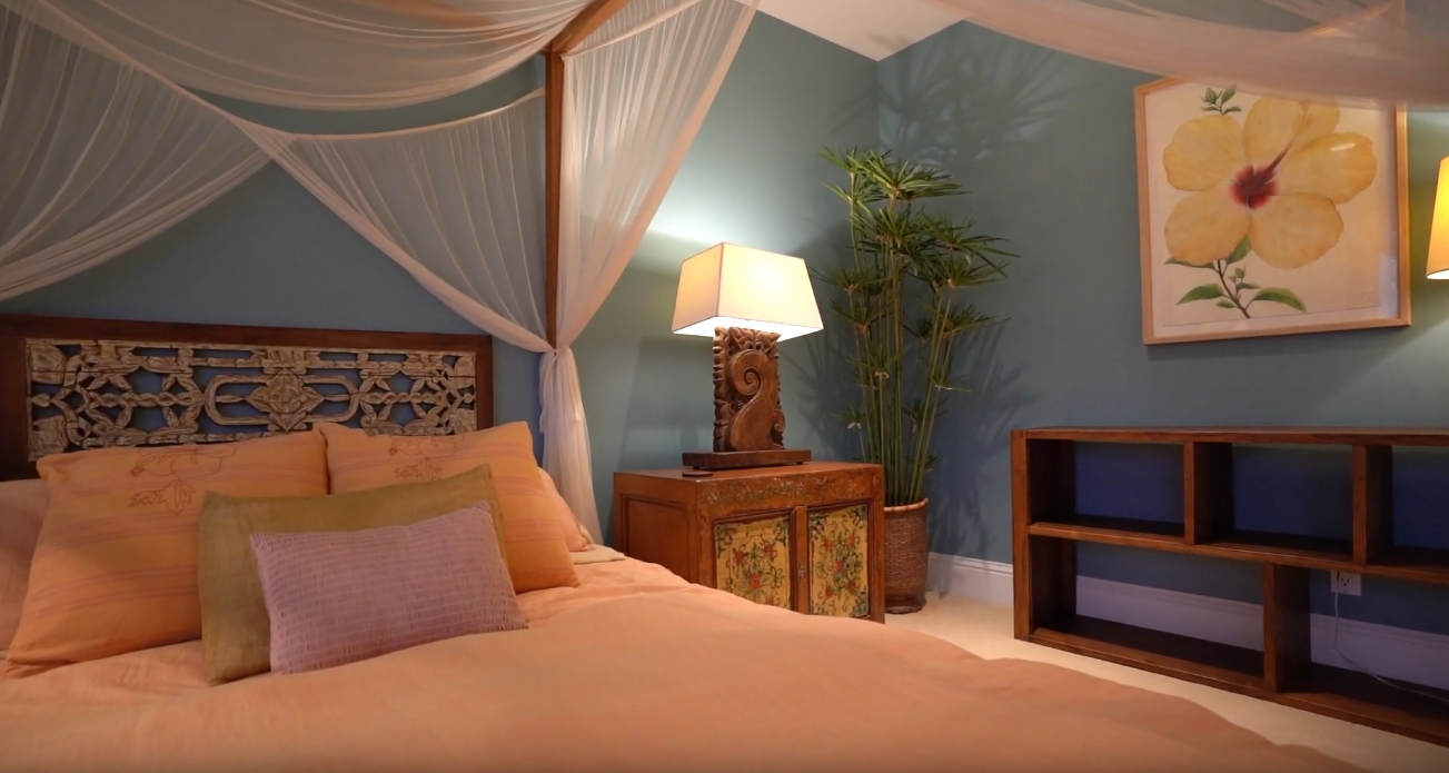 20 Photos vs. 4812 Aukai Ave, Honolulu HI vs. Home Interior Design Tour