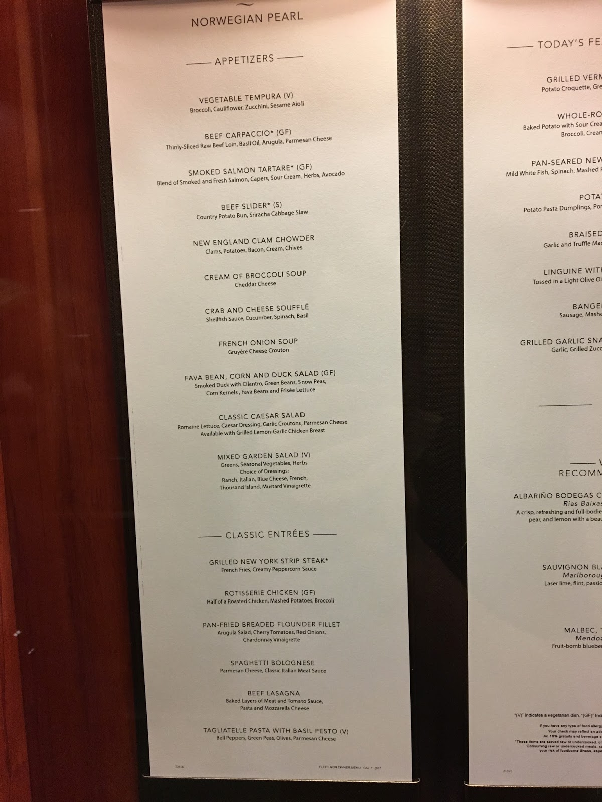 The Cheerful Cruiser! Norwegian Pearl Garden Cafe Buffet/ Main Dining