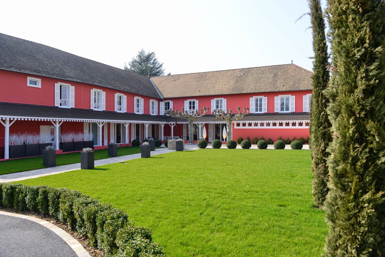Hôtel Les Maritonnes - Restaurant Rouge et Blanc