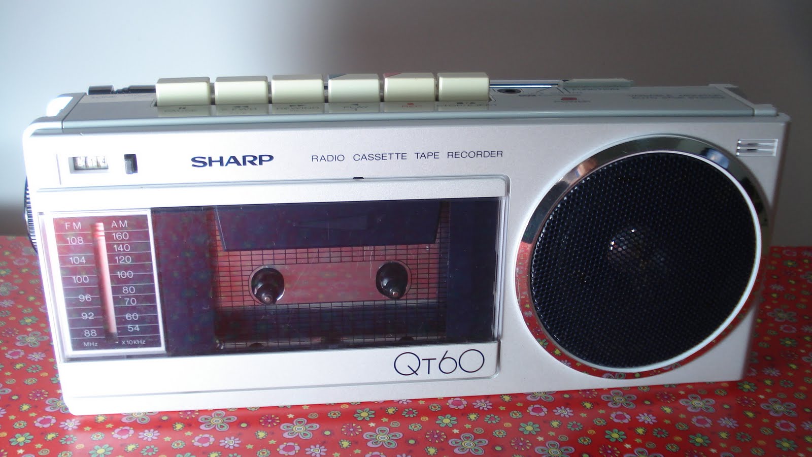 Página do Tempo/Janela do Tempo: Sharp QT 60