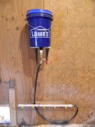 watering system gravity chicken fed chickens poultry water coop feed inside coops diy gallinas para supply garden coup waterer flock