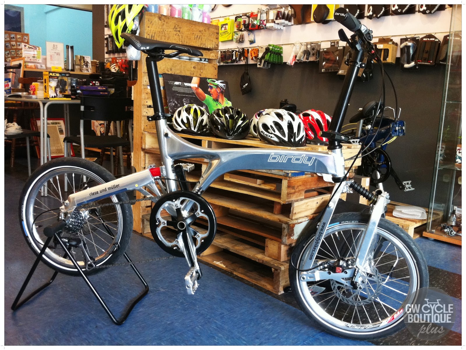 GW Cycle Boutique 18" Imported New 9Speed Folding Bike (Brand BIRDY)