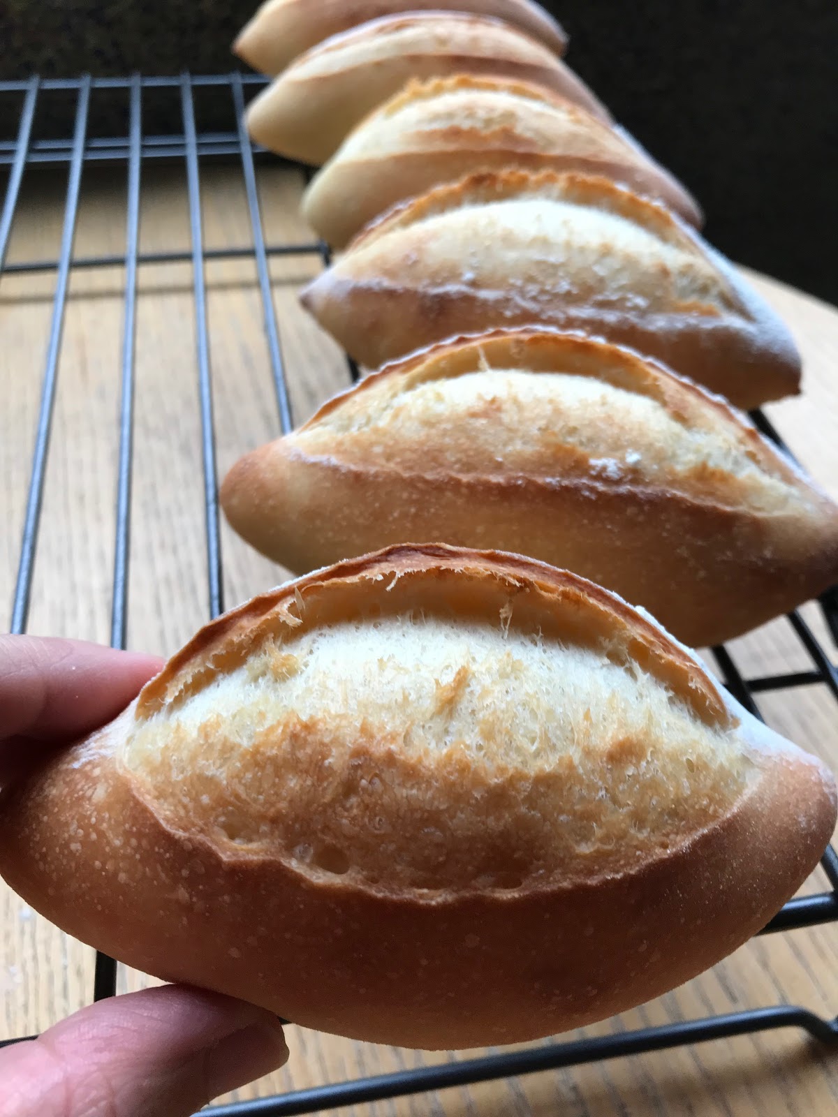 Bolillos, pan francés, pan de locha? Mis recetas favoritas by Hilmar