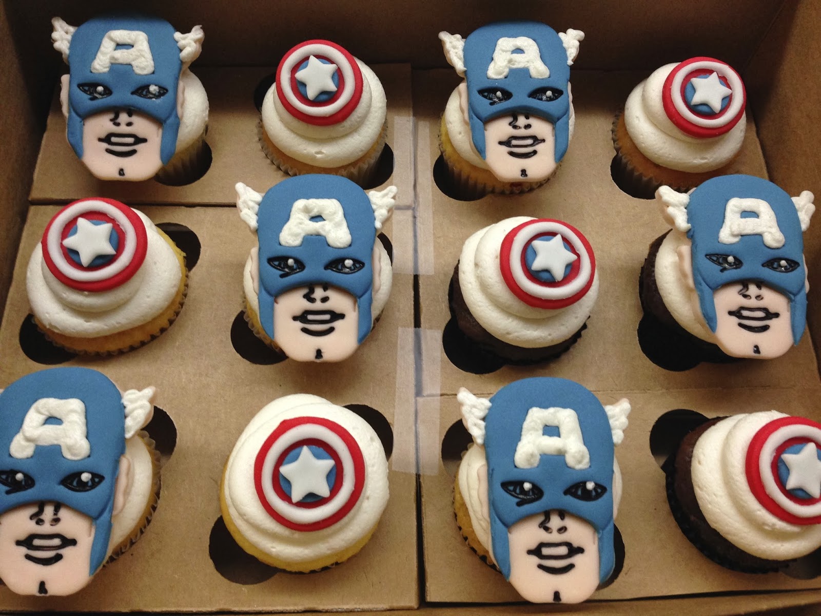 Plumeria Cake Studio Avengers Cupcakes