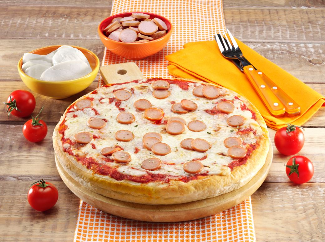 Golden Backstage Da Cameo le nuove Pizza Regina Alta Würstel e Alta Tonno