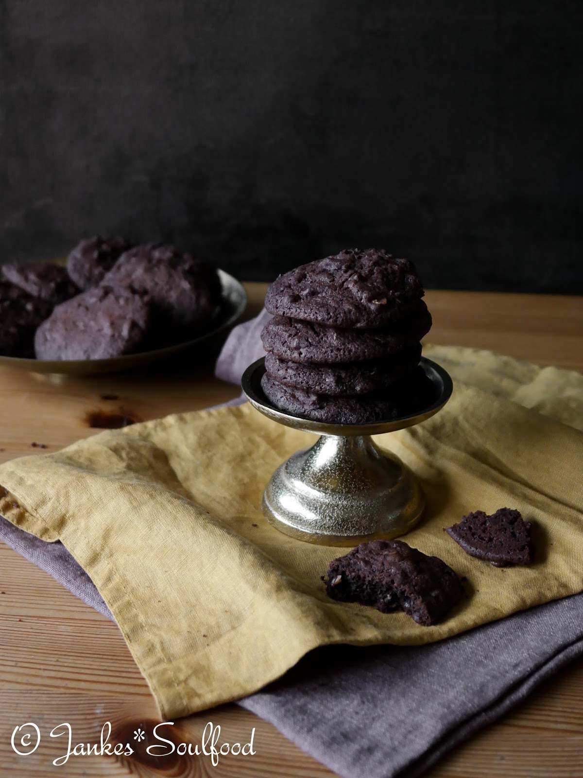 Cookies mit Zartbitterschokolade und Haferflocken