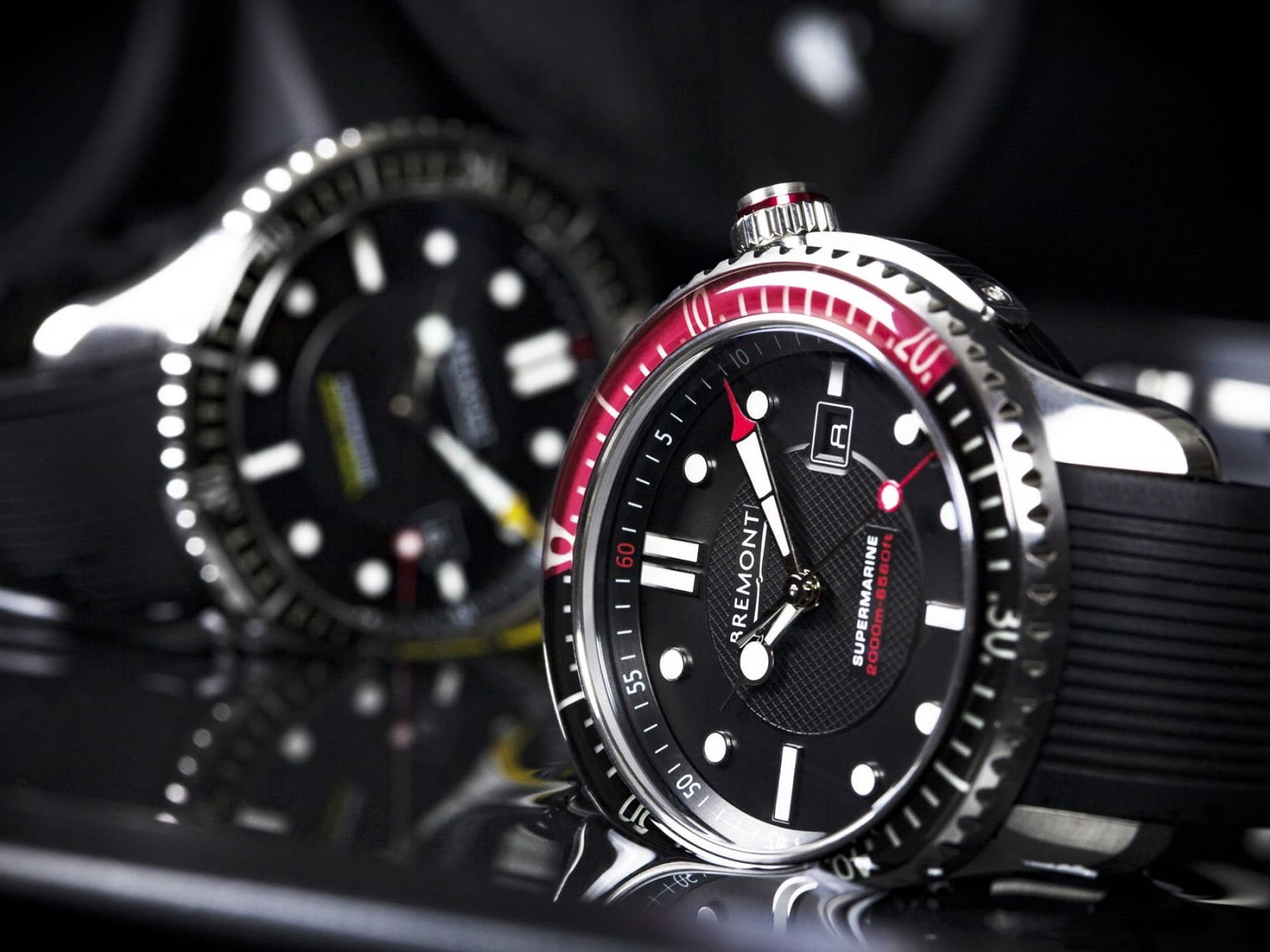 Bremont's new Supermarine S2000 Red and Yellow BREMONT%2BSupermarine%2BS2000%2BRED%2B06