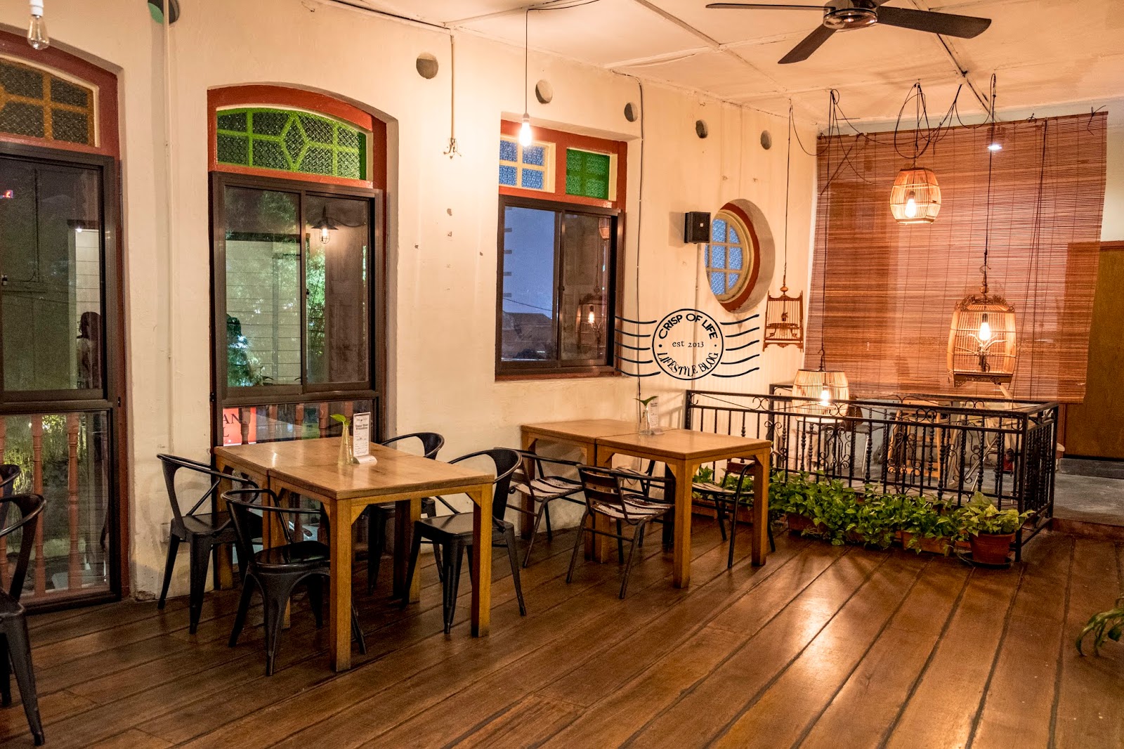 Gala House Restaurant and Bar @ Muntri Street, Georgetown, Penang for beer and Asian Western fusion cuisine.