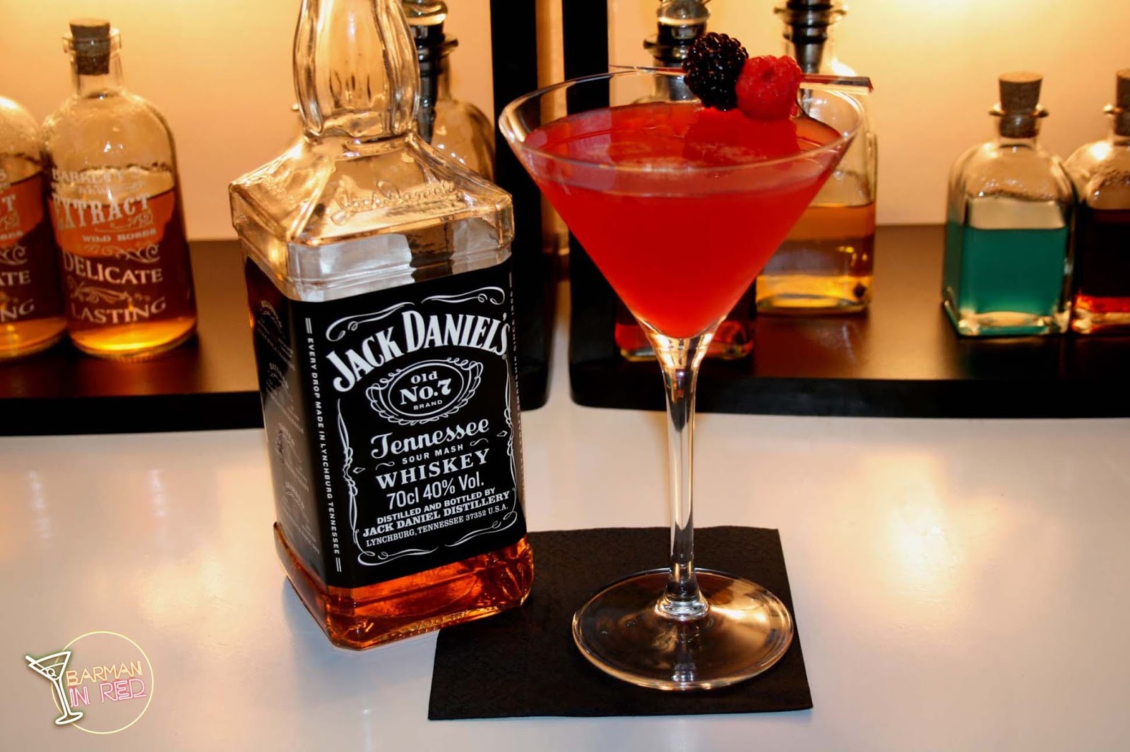 COCTEL JACK DANIEL´S IN RED SE TE HARÁ DIFÍCIL RESISTIRTE