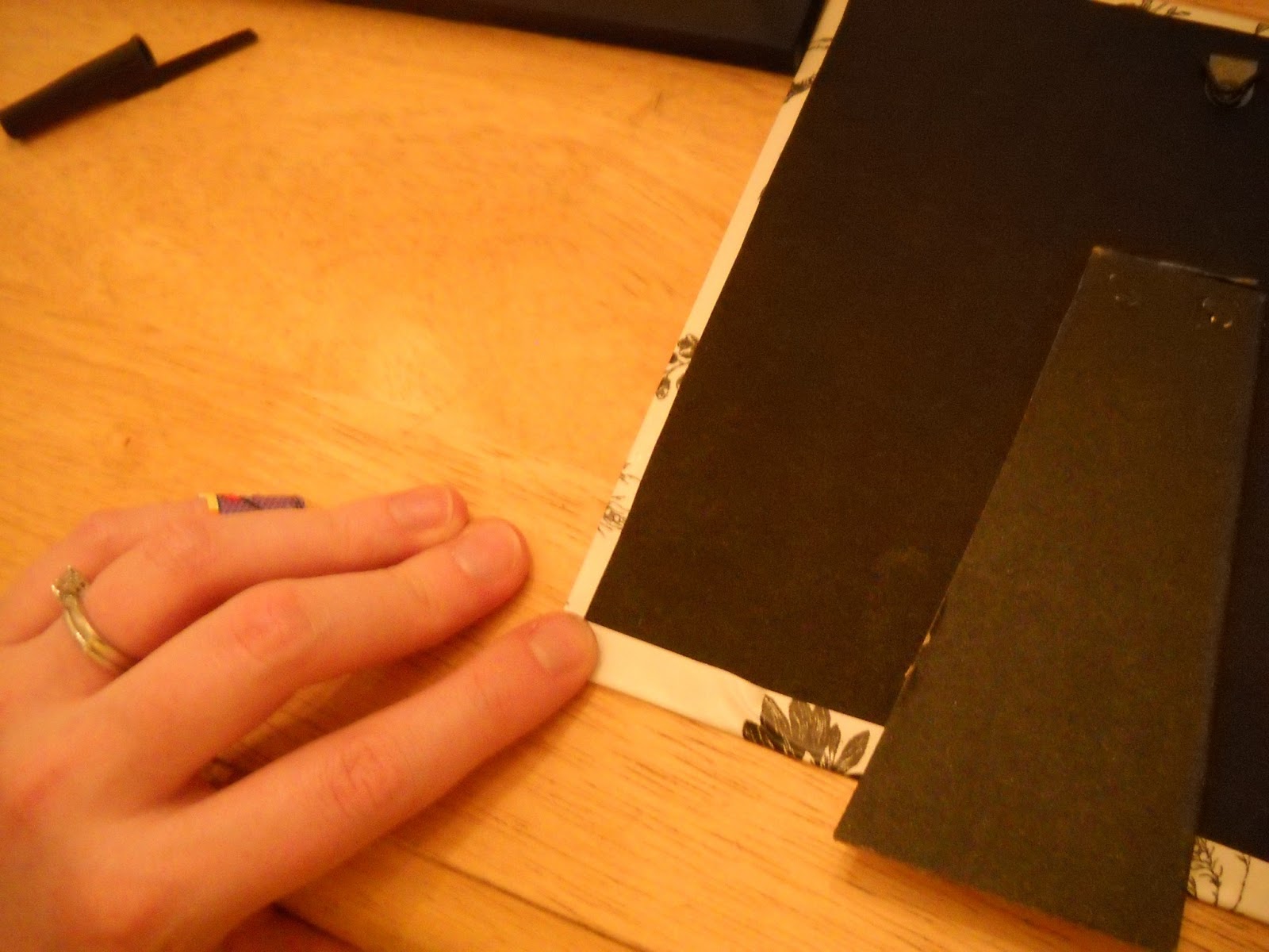 On the 8th Day, God Created the Dollar Store Dress up a photo frame DIY