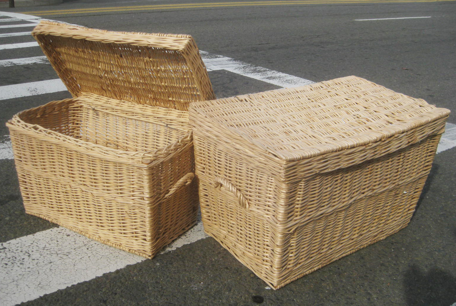 UHURU FURNITURE & COLLECTIBLES SOLD Wicker Baskets
