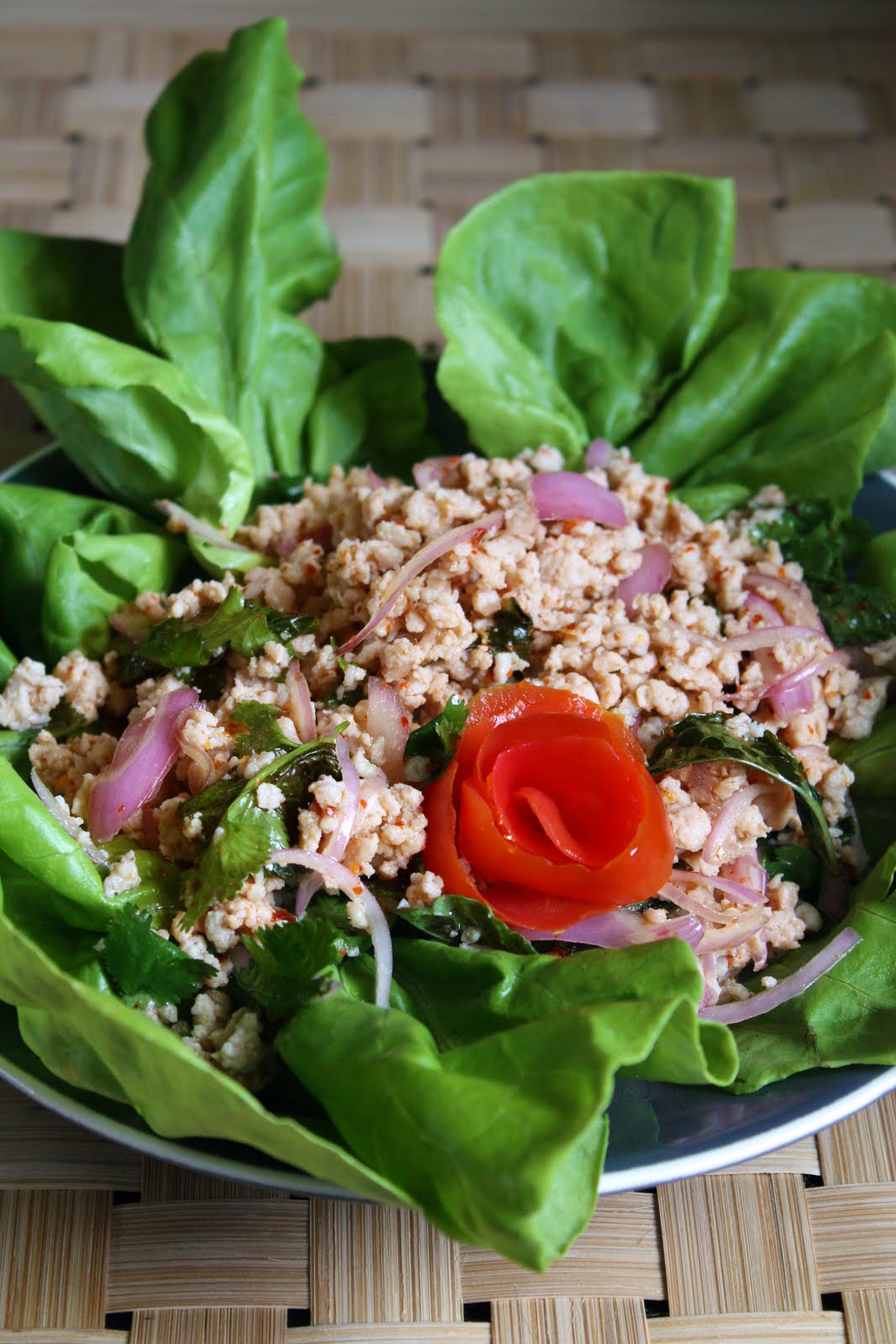Ogli qolini qoliga qoydi, keyin uxlayotgan onasini sikdi. Onlayn tomosha qiling. Italiyalik ayollarning erotik fotosuratlari