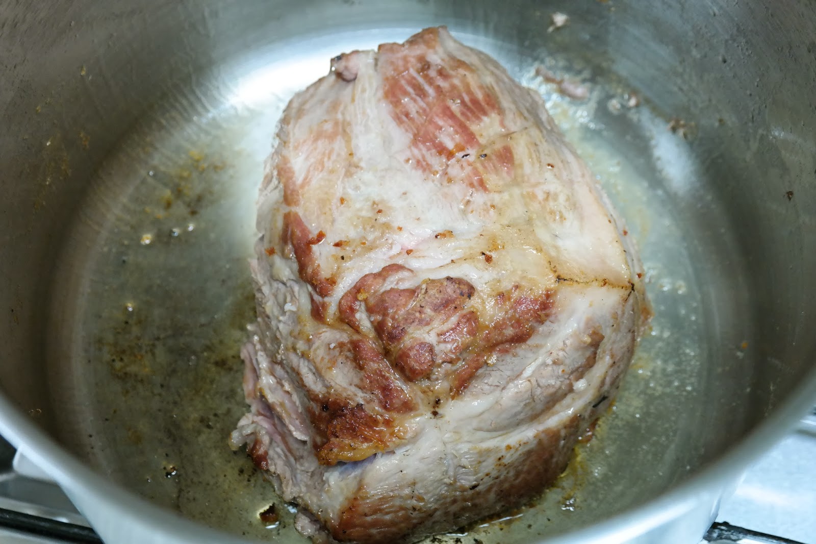 Dumb in Daegu Cooking Braised Pork Shoulder Kimchi Jiggae (김치 찌개)