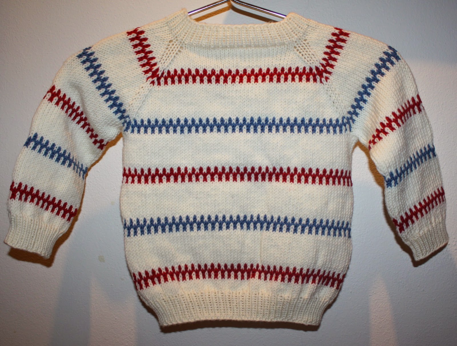 Bilde Av Barn Som Strikker