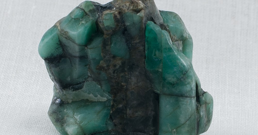 Fossil Hound Exploration Raw Emerald