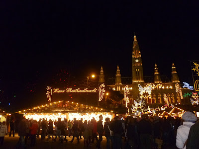 {Erin Out and About} Vienna Christmas Markets: Rathausplatz {Erin Out and About} Vienna Christmas Markets: Rathausplatz