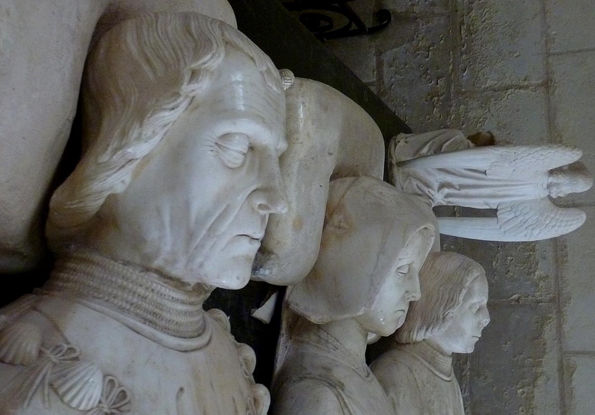 Living the life in SaintAignan The church at Montrésor