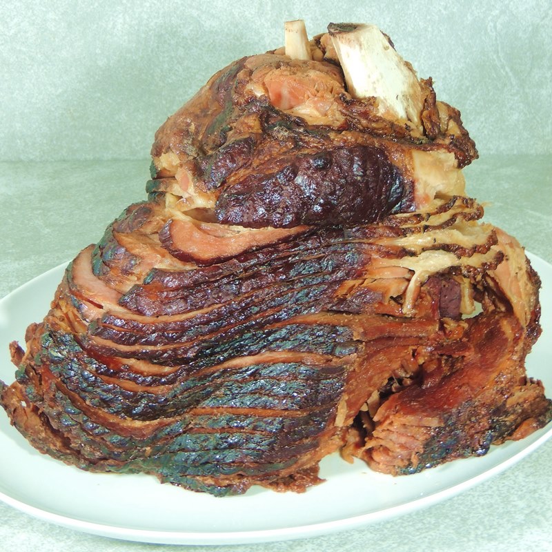 Slow Cooker Holiday Ham 