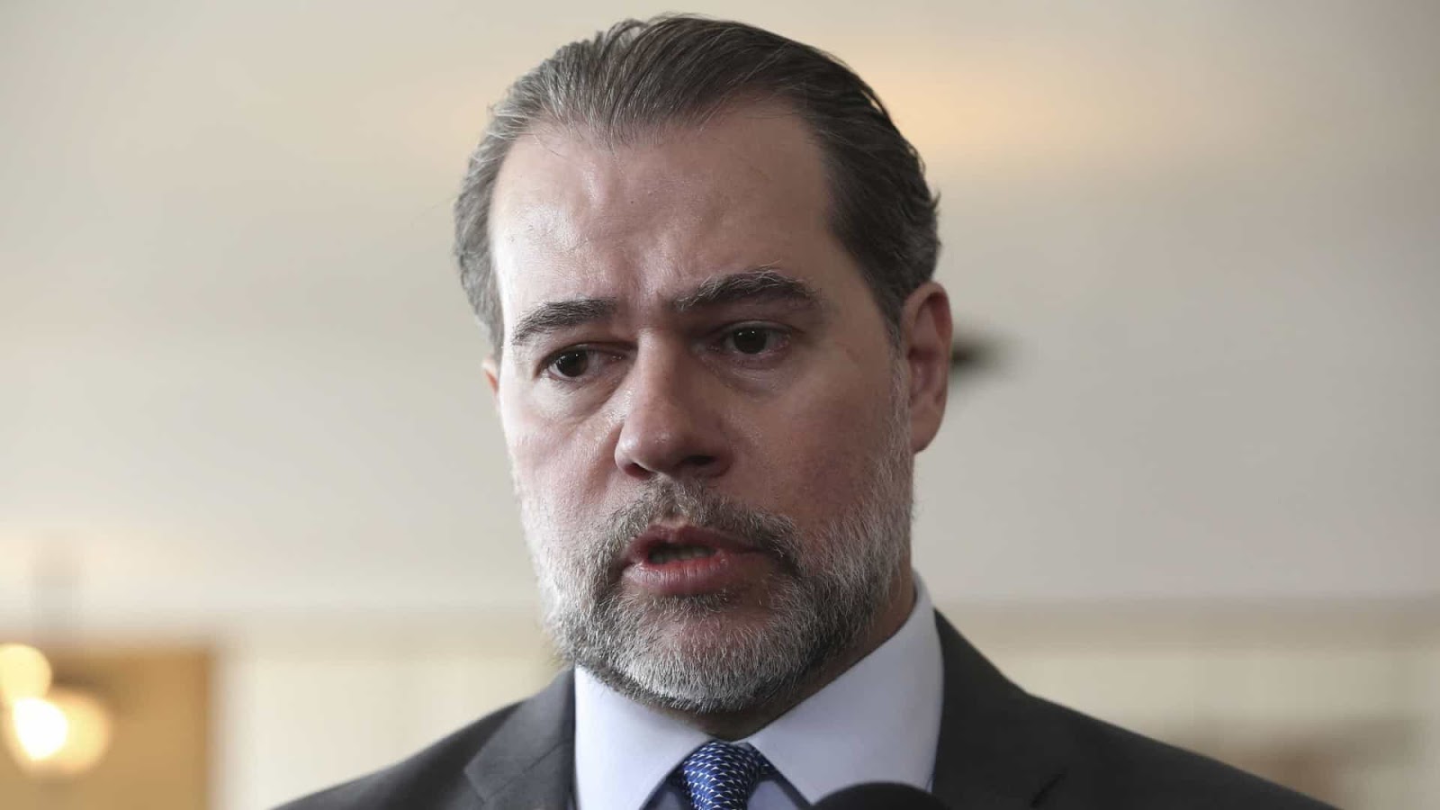 Estados pedem ao STF que autorize corte nos salários de servidores