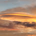 Gran OVNI camuflado en las nubes es captado en Islandia