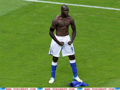 Mario Balotelli wallpapers-Club-Country