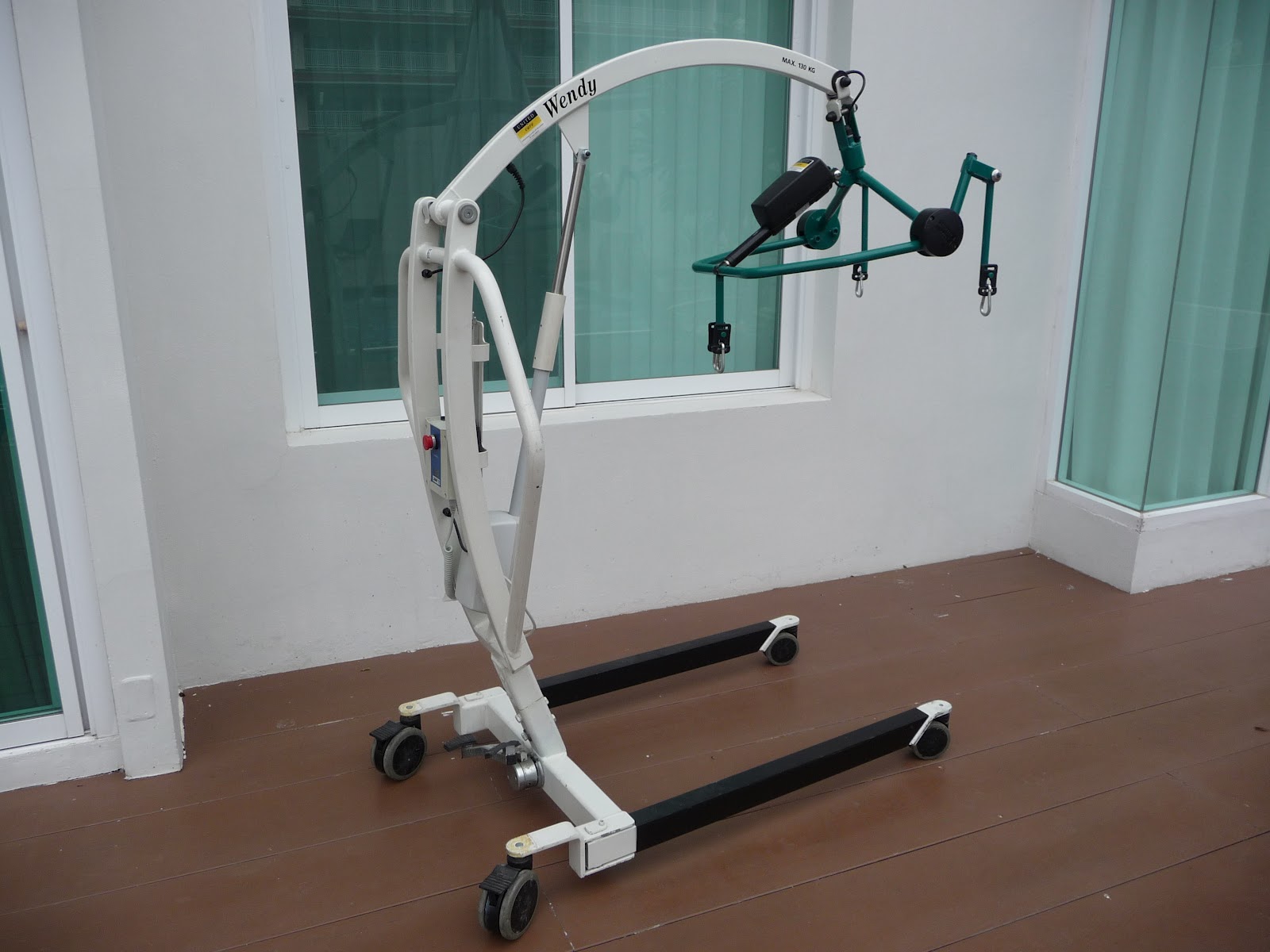 Accessible holidays Thailand for disabled Hoist, care around the corner