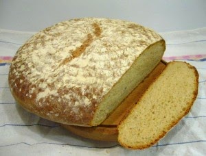 Nejběžnější platidlo - chléb/publikováno z http://www.fler.cz/blog/sebrane-recepty-klubu-chleba-7821