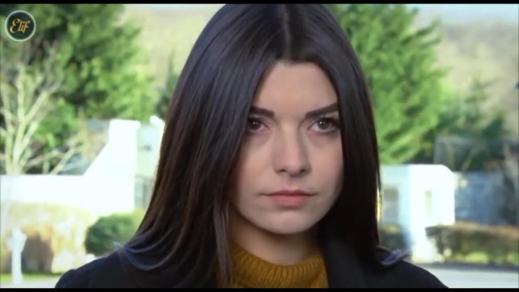 Elif odcinek 330: Policja zjawia się w domu Nurten! Aliye nie wpuszcza Zeynep do domu! [Streszczenie + Zdjęcia]