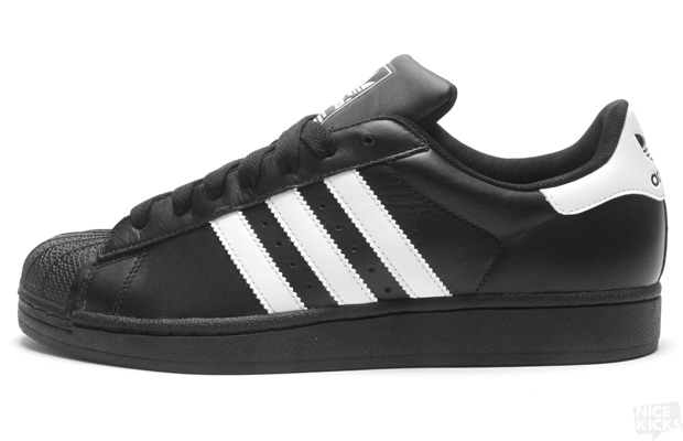 adidas superstar tongue