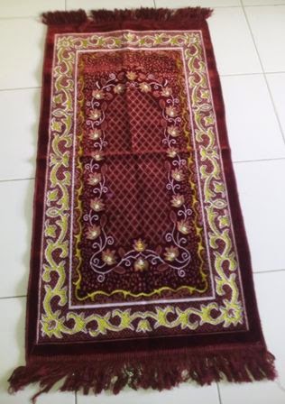 Sajadah Online: Kenyamanan Beribadah di Ujung Jari