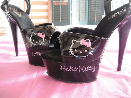 high heels hello kitty