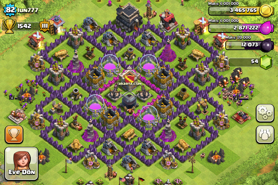 Вышел clans. Clash of Clans 2013. Старый Clash of Clans. Clash of Clans в 2012 году. Clash of Clans 2014.