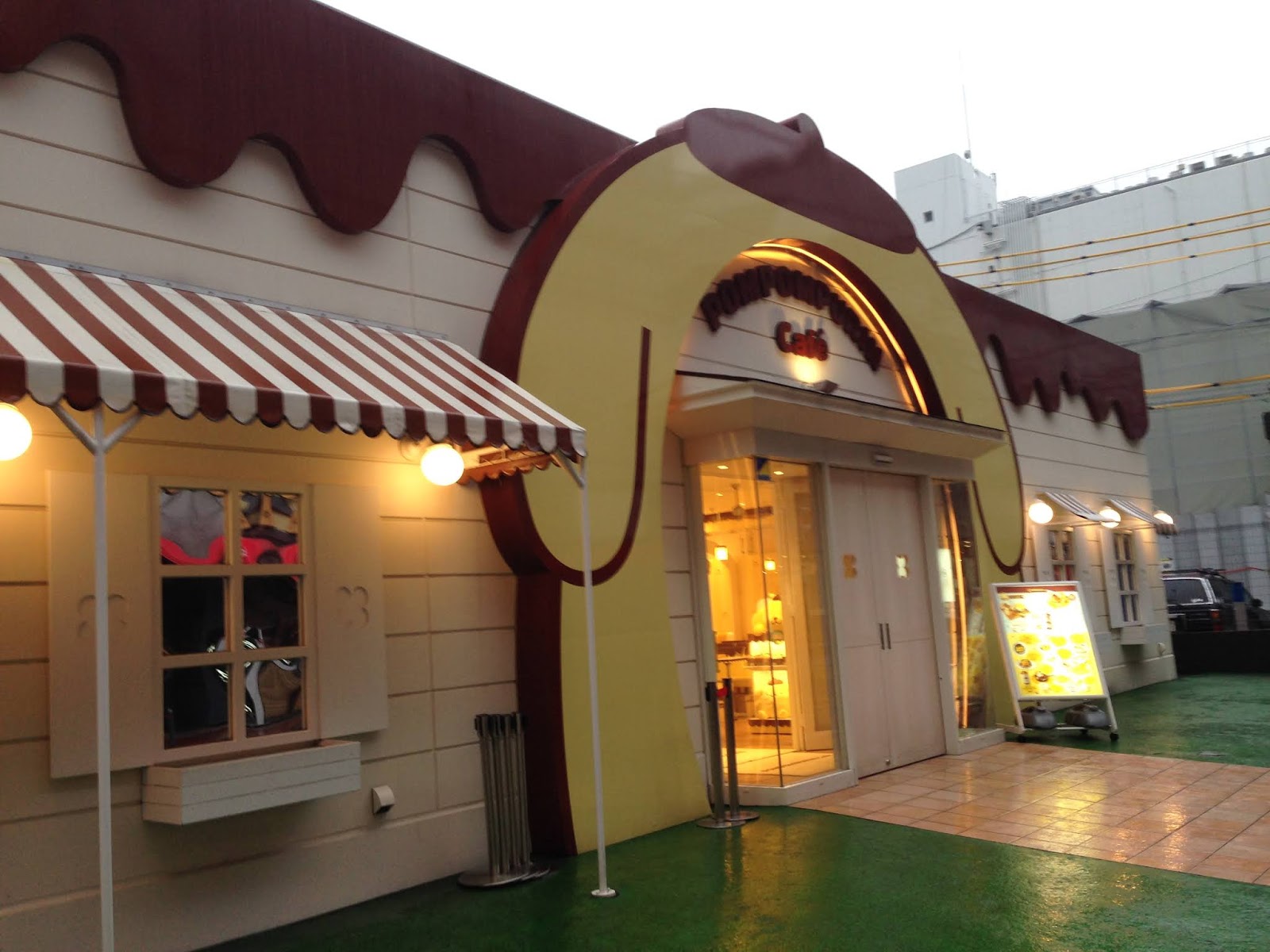 POMPOMPURIN Cafe Osaka