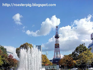 以下是背包豬去了北海道和東京之後的紅葉心得。    --- 北海道 紅葉 ---    --- 札幌篇 ---     因為之前下雨，札幌市地區部份紅葉開始落葉，如果之後出發去札幌的朋友，建議把目標放在銀杏上，紅葉為副。背包豬去的時候，銀杏才剛變色，所以10月尾11月初去的朋友，...