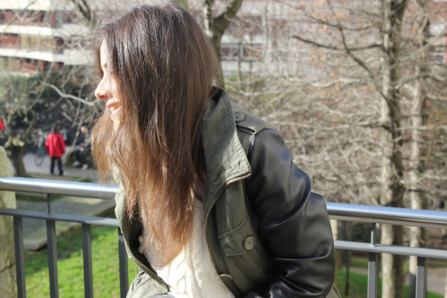 DIY Customizar una chaqueta con mangas de cuero. Blog de costura. Coser mangas