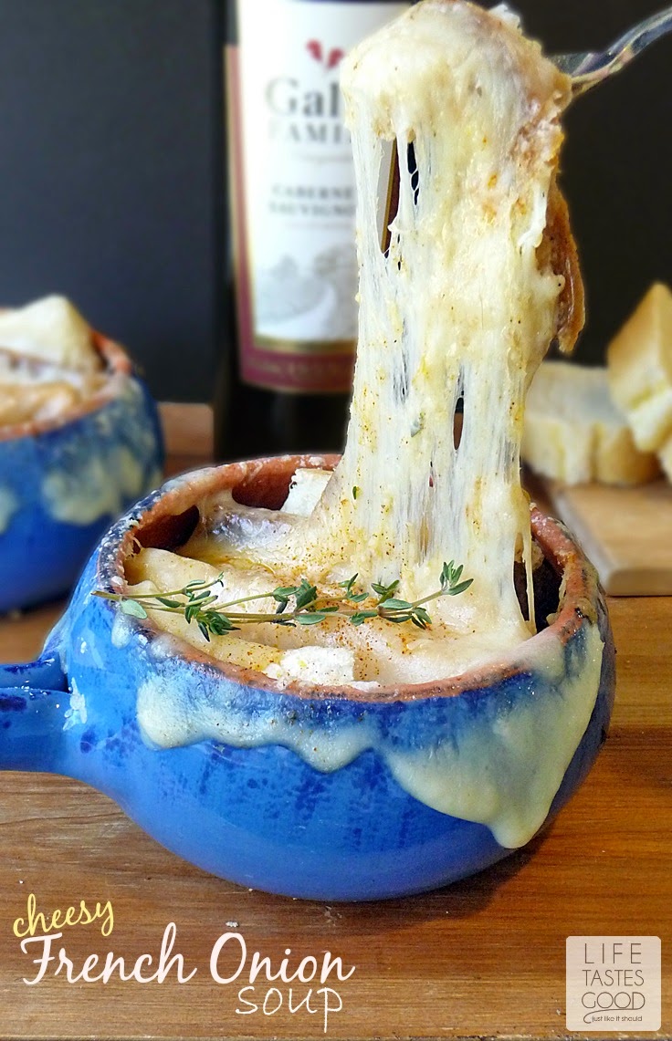 Cheesy French Onion Soup | 14 Hearty Soup Recipes To Warm You Up On Christmas Evening