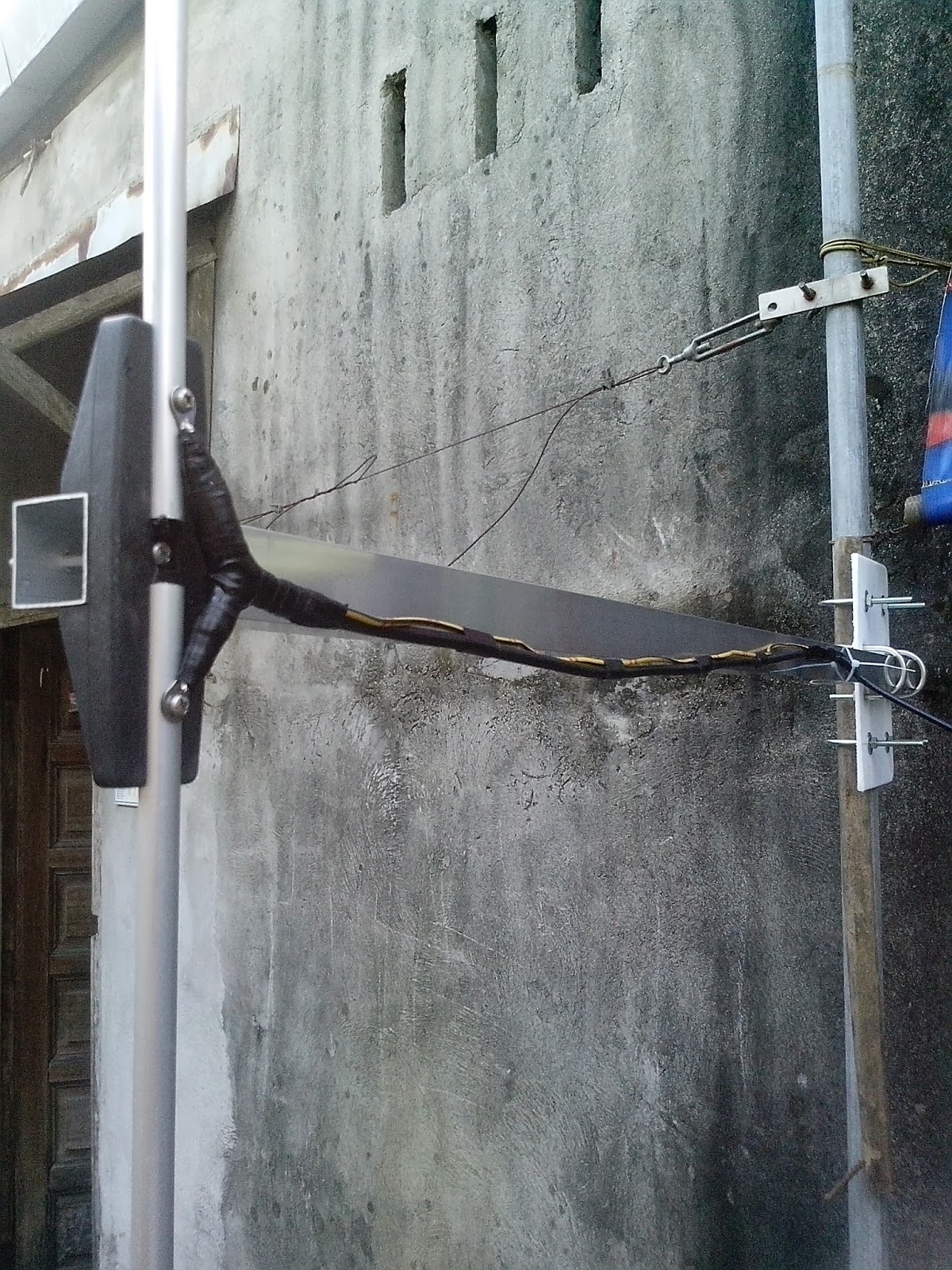 du1vss home brews Two Stack Dipole Using Power Divider