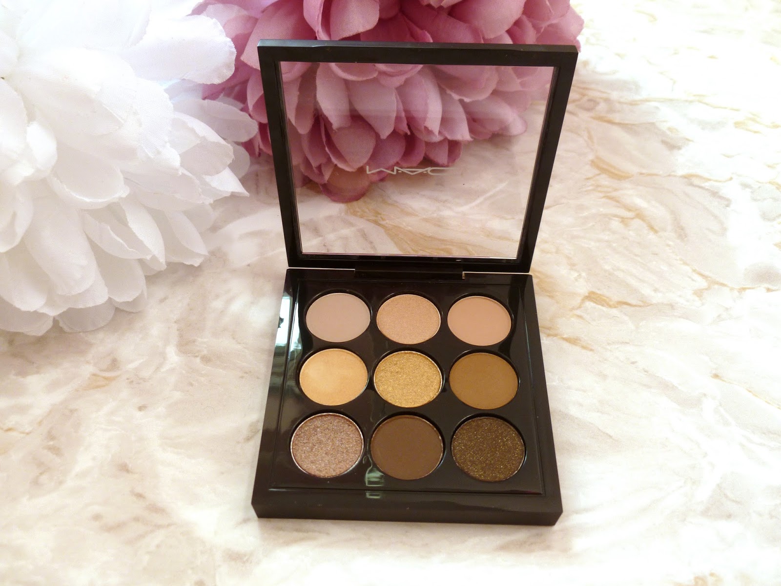 MAC Amber Times Nine Eyeshadow Palette Mammaful Zo Beauty, Fashion, Lifestyle