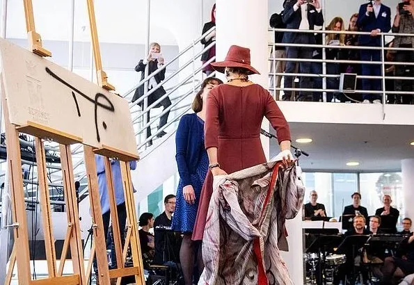Queen Maxima attended the opening of the exhibition Basquiat – The artist and his New York scene at the Schunck museum in Heerlen