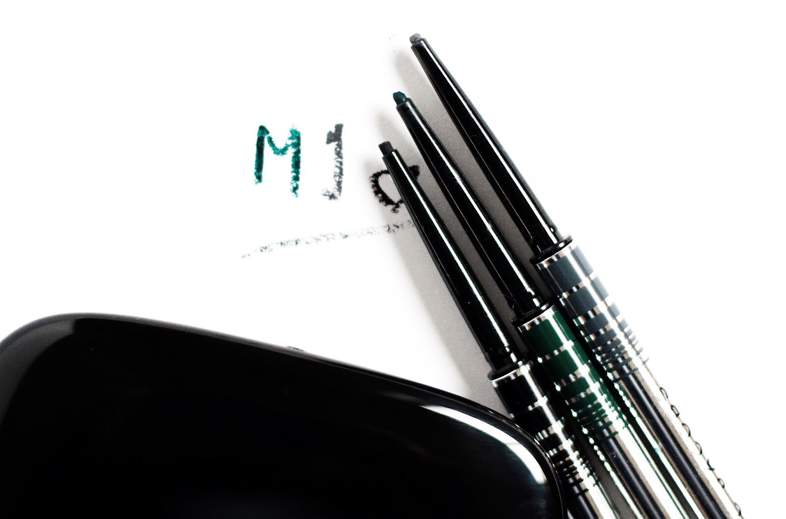 marc jacobsfine eyeliner gel eye crayon avis test swatches