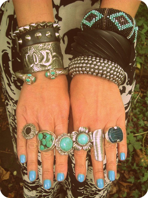 Vintage Vixen: Rocking The Casbah!